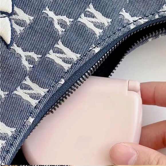 Travel pack #2 in Macaroon Colors ! all in one package, 18 pieces Light weight ! - Picture 5 of 8